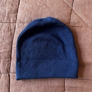 EUC navy beanie by & Other Stories